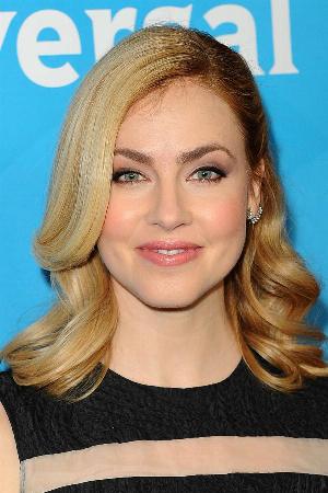 Amanda Schull
