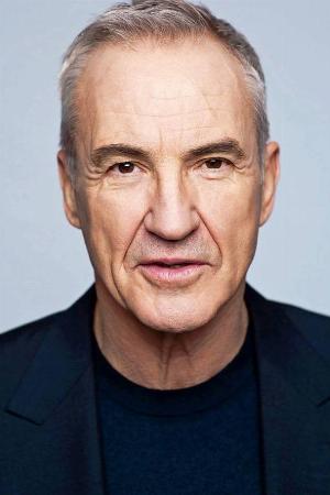 Larry Lamb