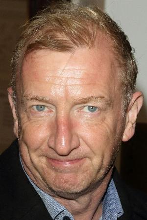 Steffan Rhodri